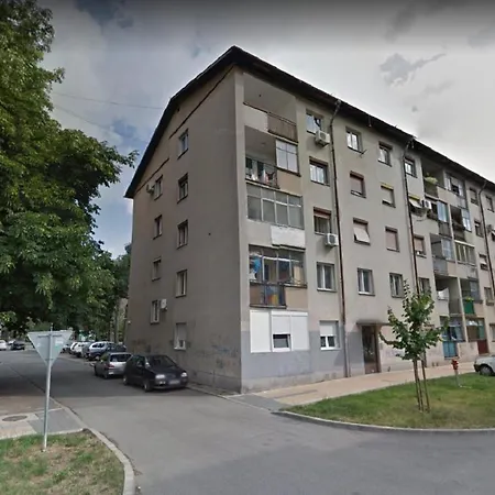 Apartment Spacious 2-bedroom With Luxury Feel Novi Sad