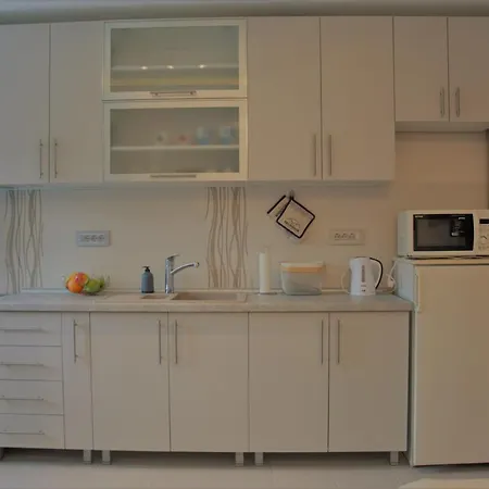 Spacious 2-bedroom With Luxury Feel Apartment *