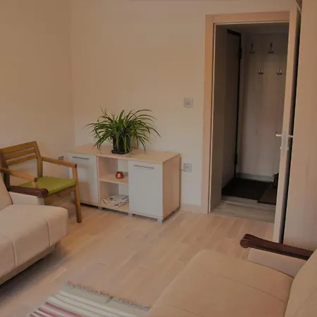 Spacious 2-bedroom With Luxury Feel Apartment