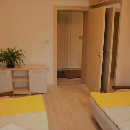 Spacious 2-bedroom With Luxury Feel Apartment
