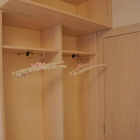 Spacious 2-bedroom With Luxury Feel Apartamento Novi Sad